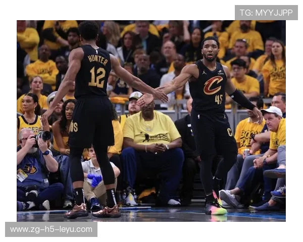 米切尔终场前命中关键球，骑士赢得加时赛